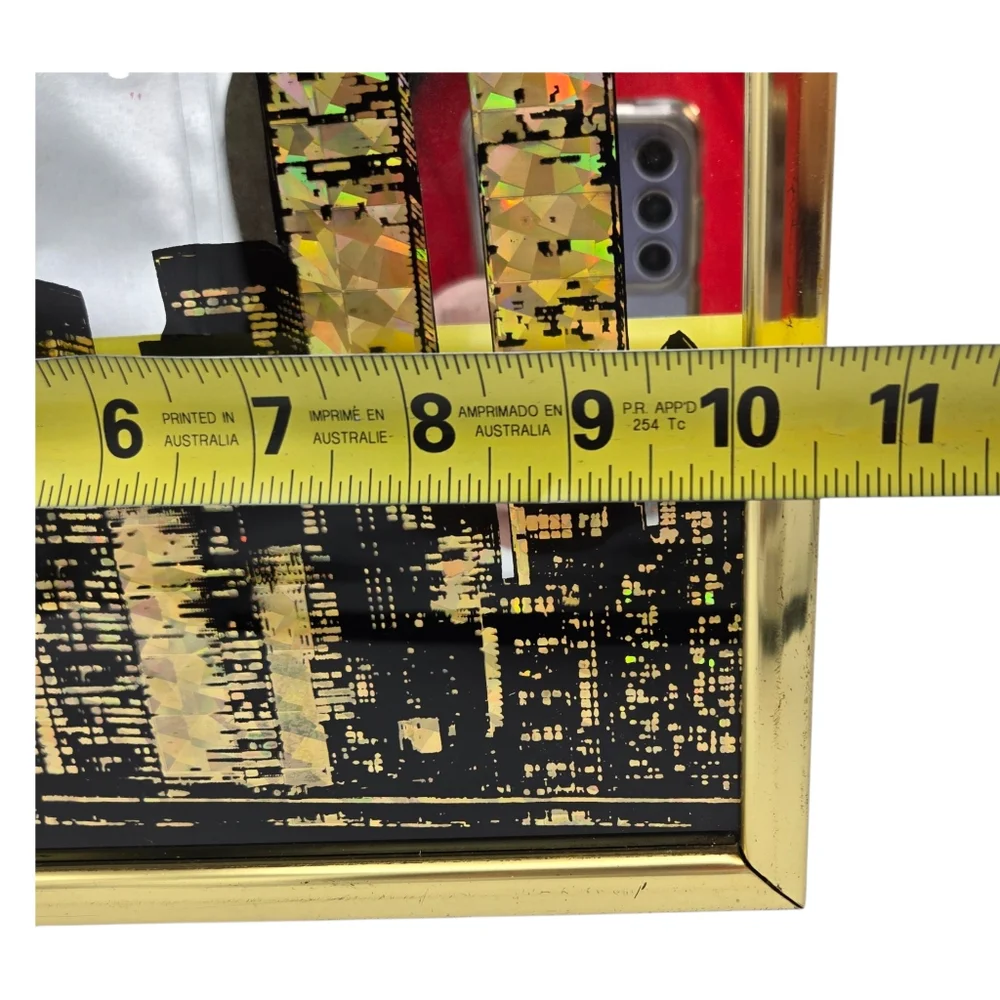 Y2K Vintage Wonder Graphics New York Skyline Twin Towers Mantle Clock Foil Art